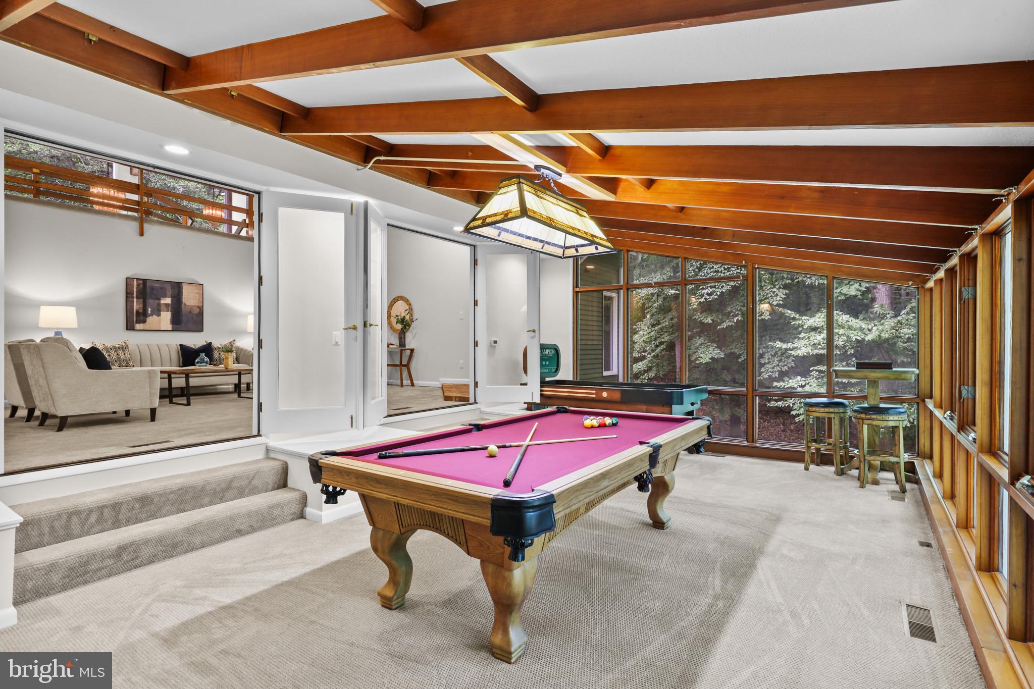 THE WOODS - Residential