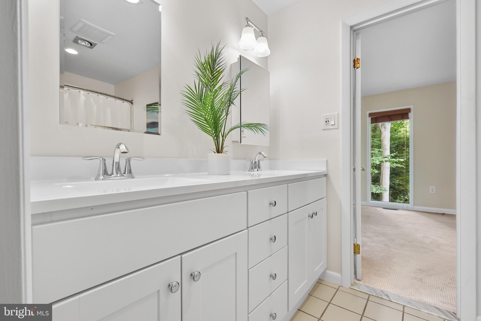 THE WOODS - Residential