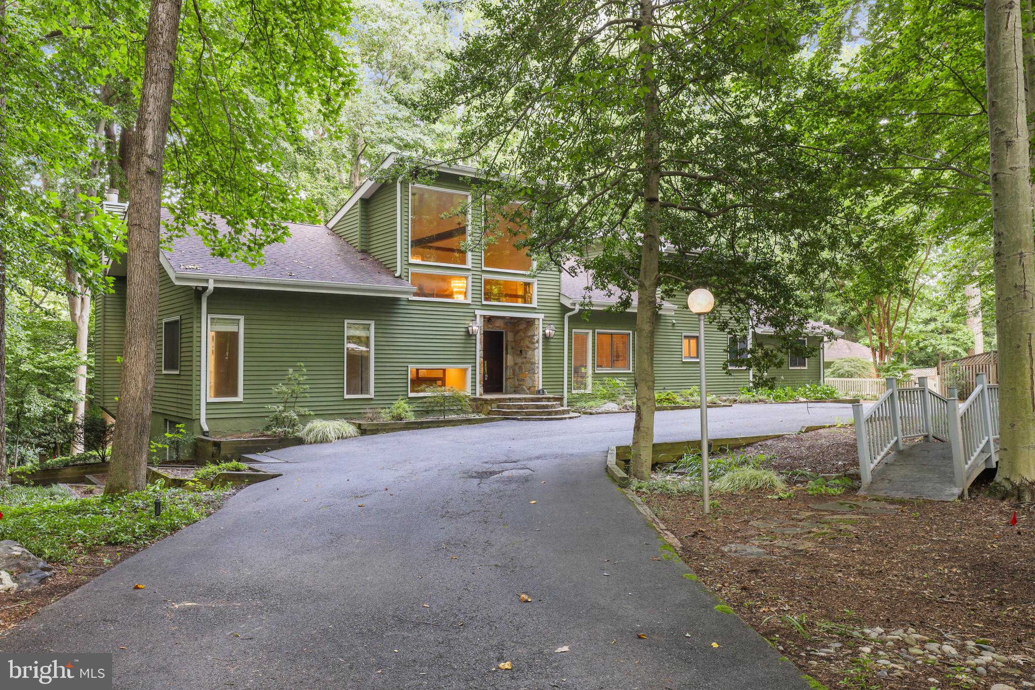 THE WOODS - Residential