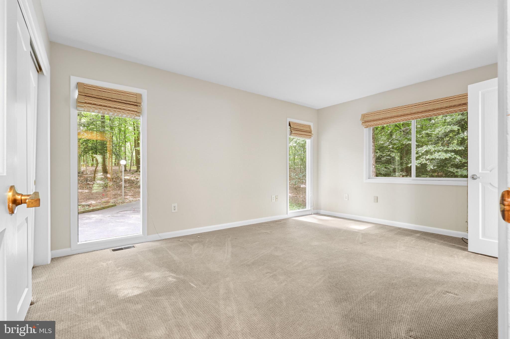 THE WOODS - Residential