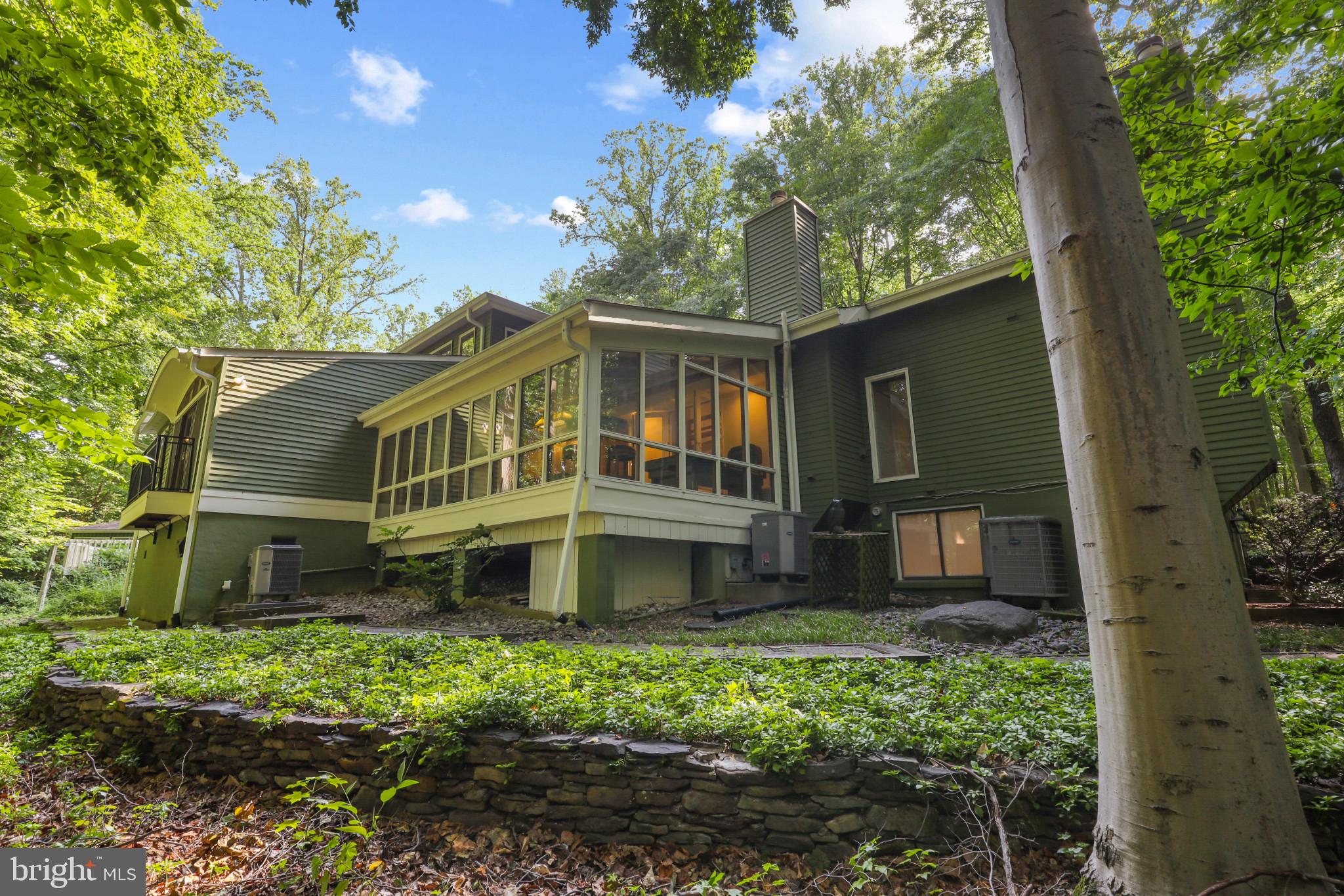 THE WOODS - Residential