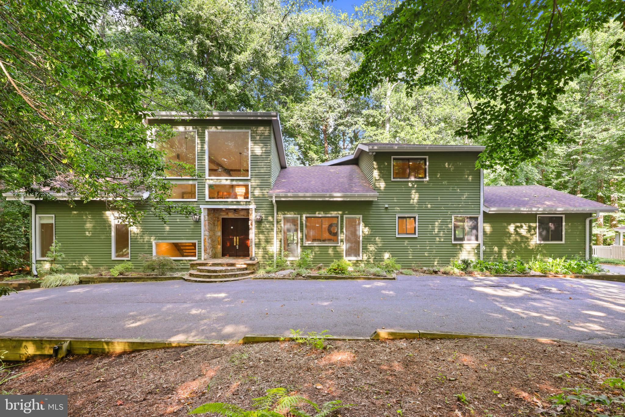 THE WOODS - Residential