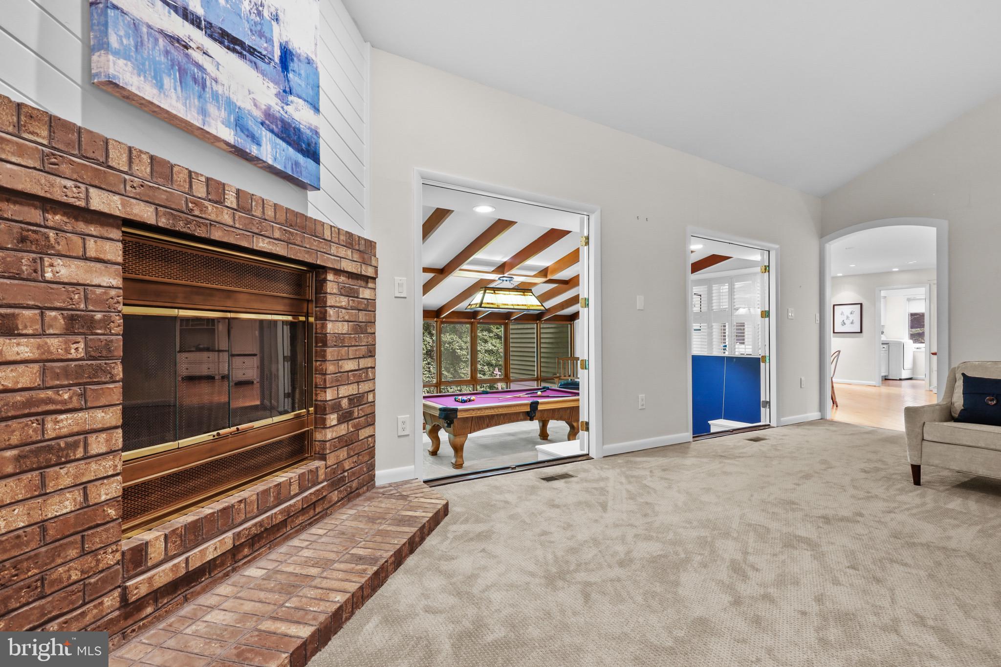 THE WOODS - Residential