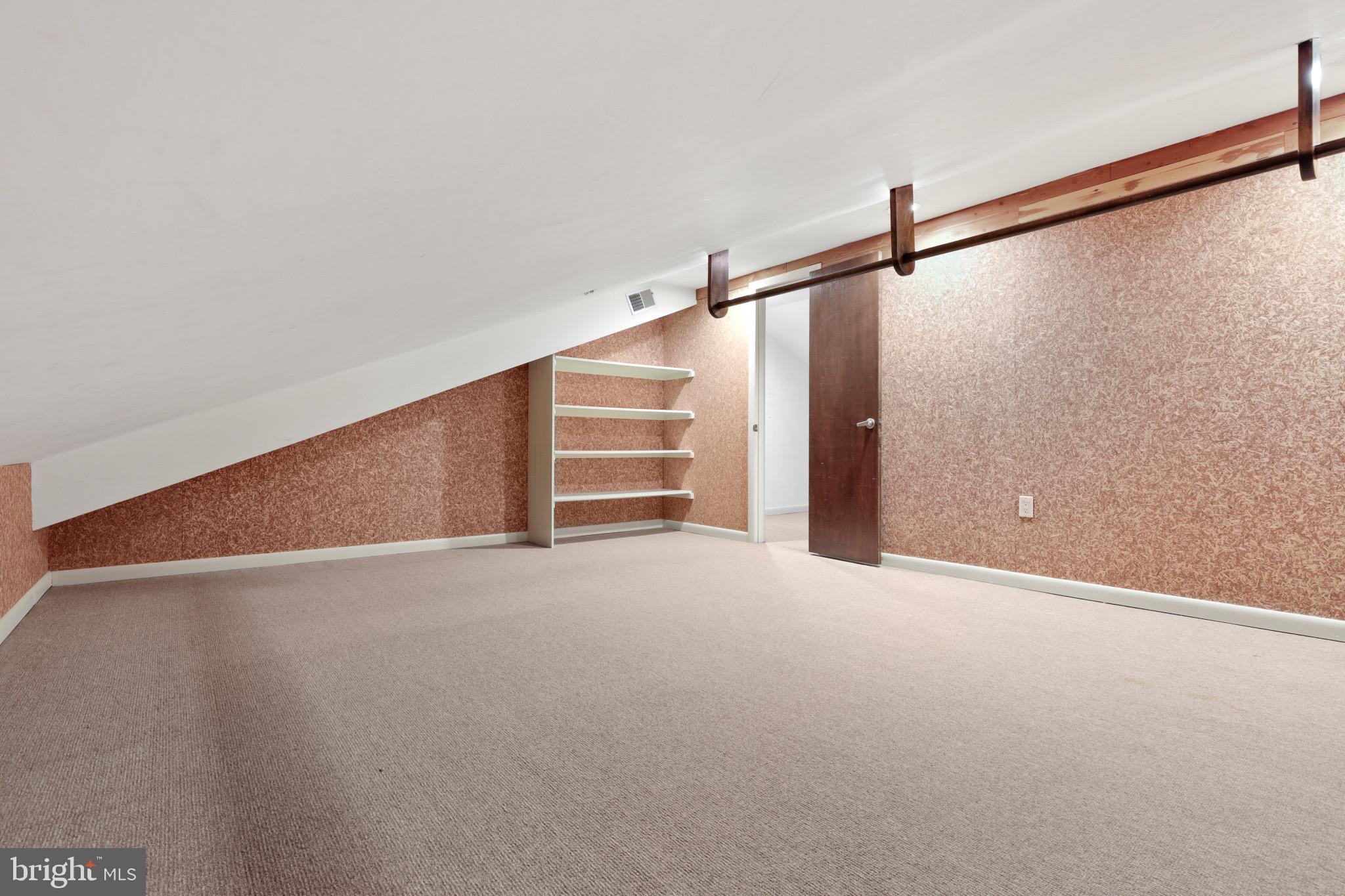 THE WOODS - Residential