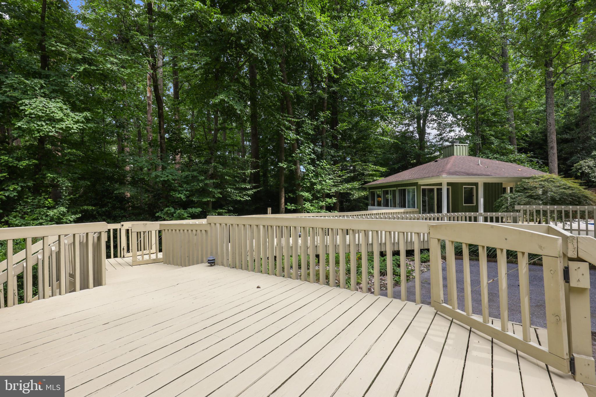 THE WOODS - Residential