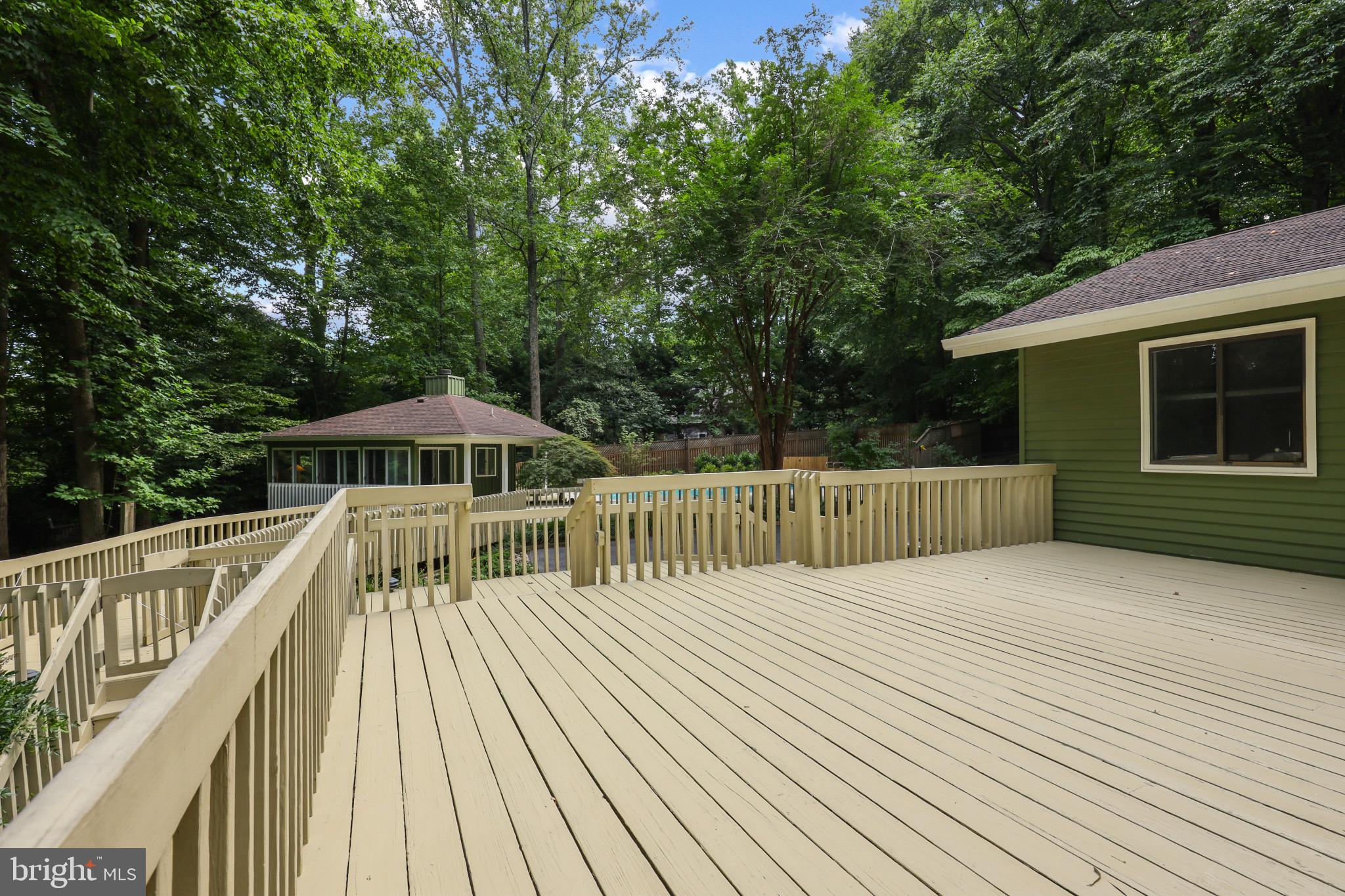 THE WOODS - Residential