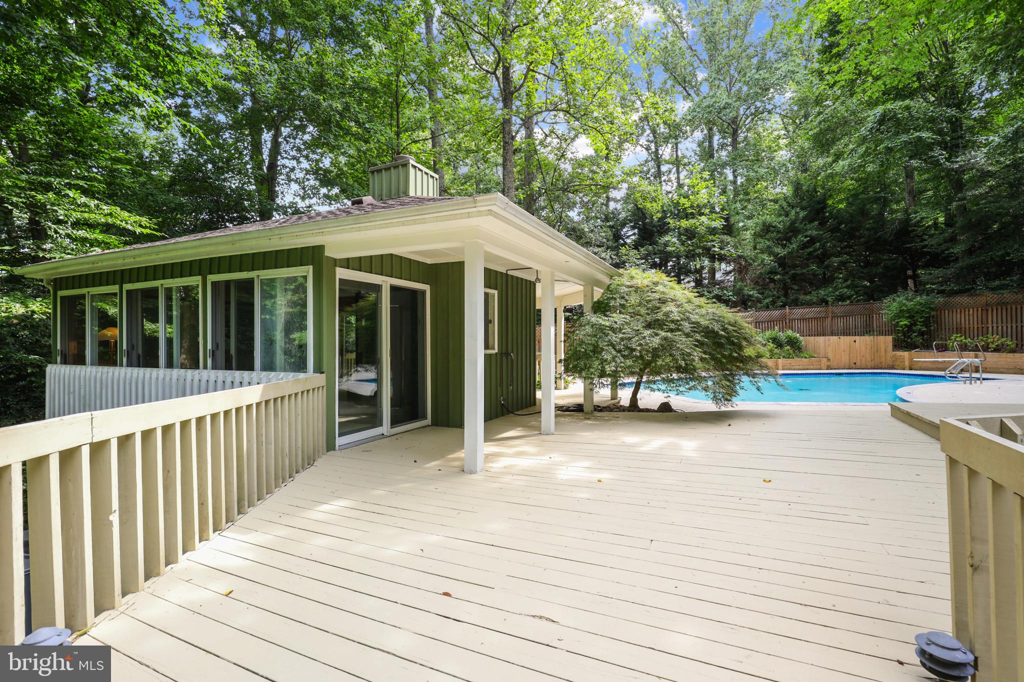 THE WOODS - Residential