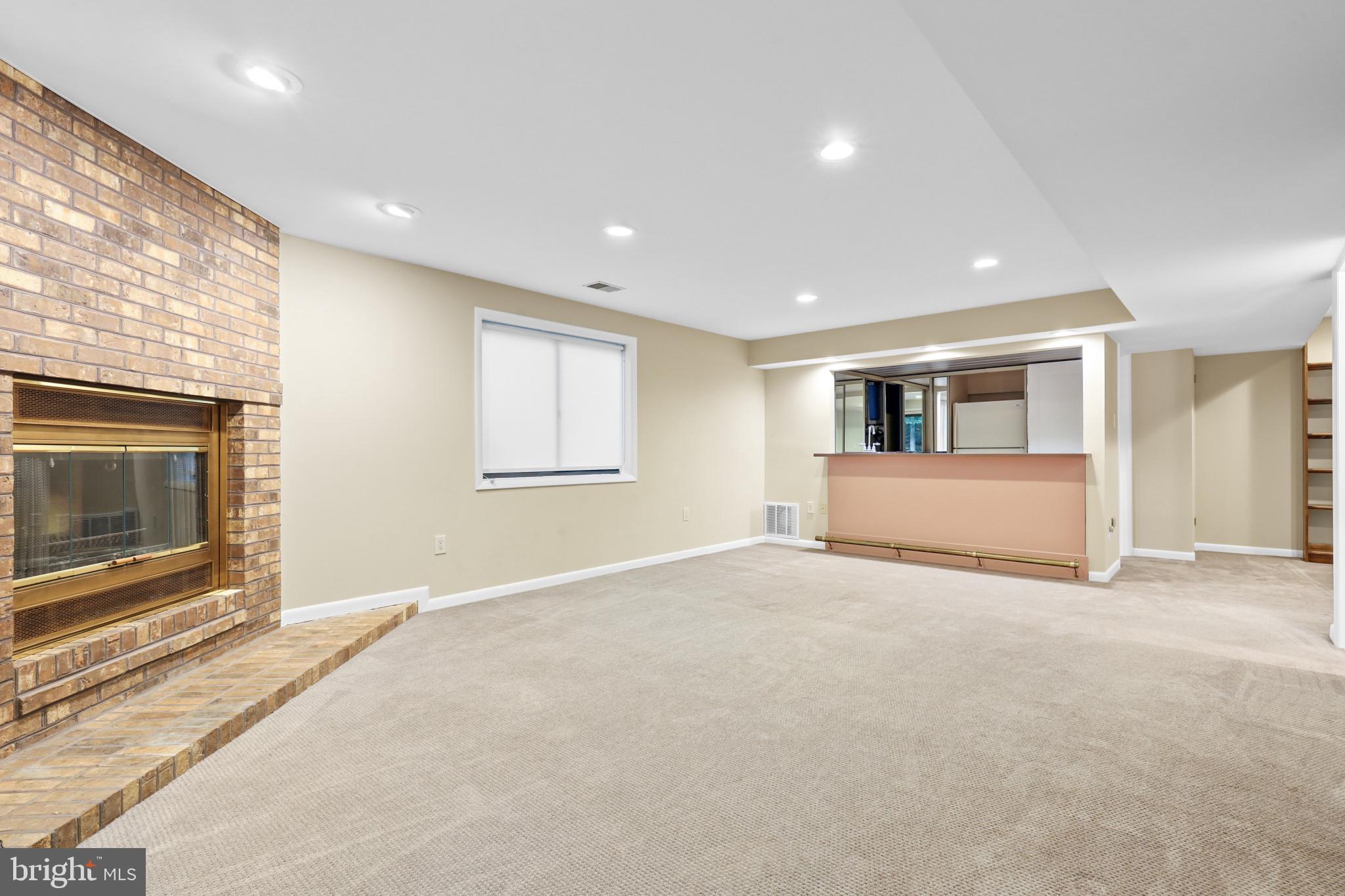 THE WOODS - Residential