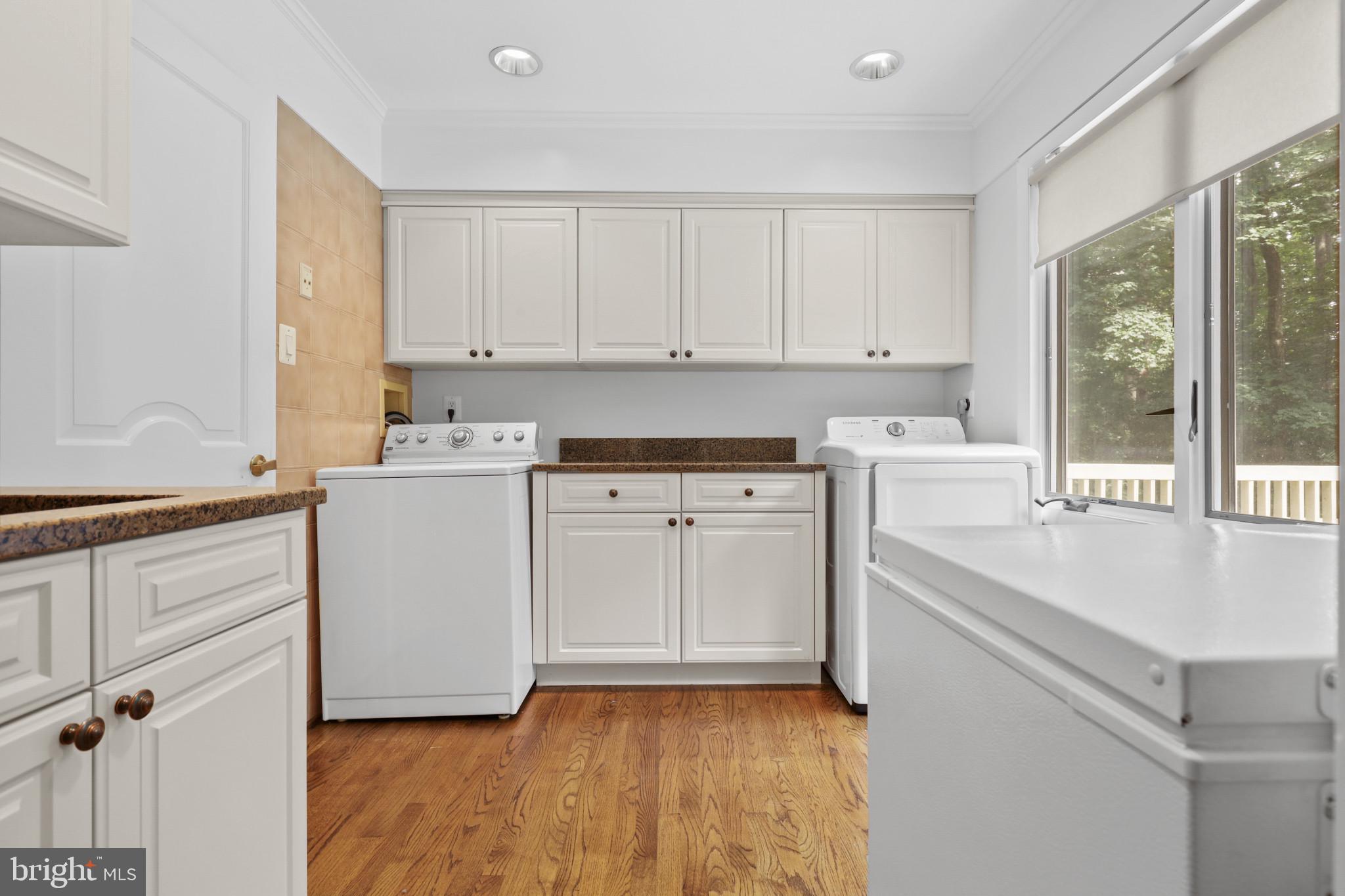 THE WOODS - Residential