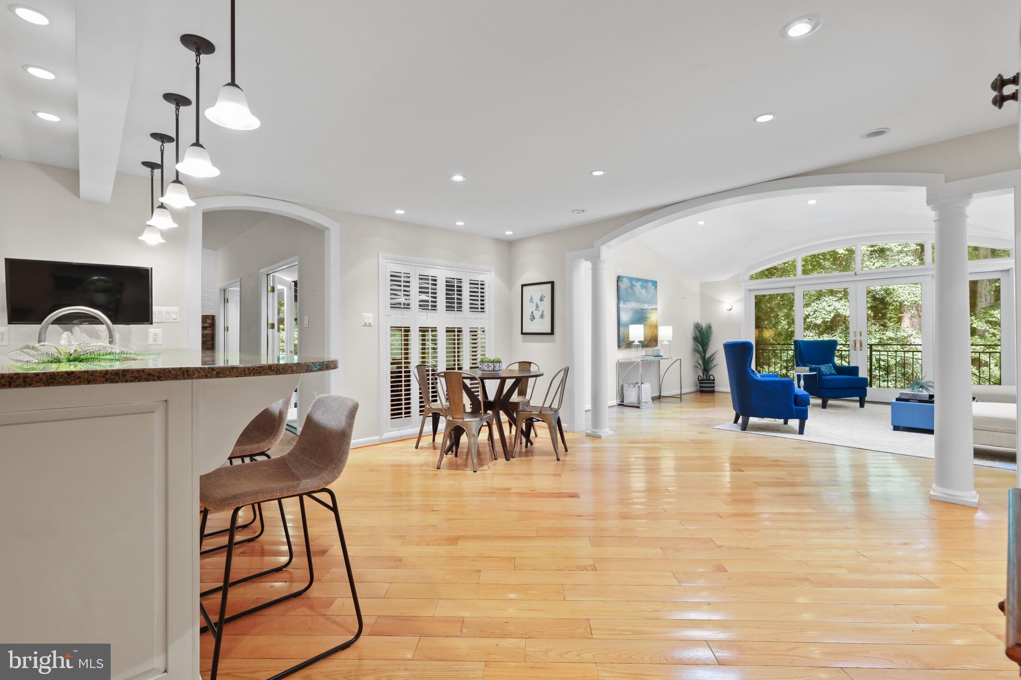 THE WOODS - Residential