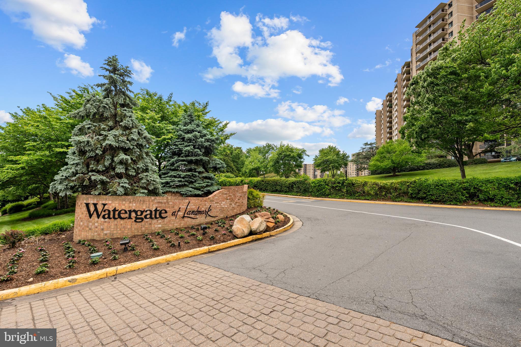WATERGATE AT LANDMARK - Residential
