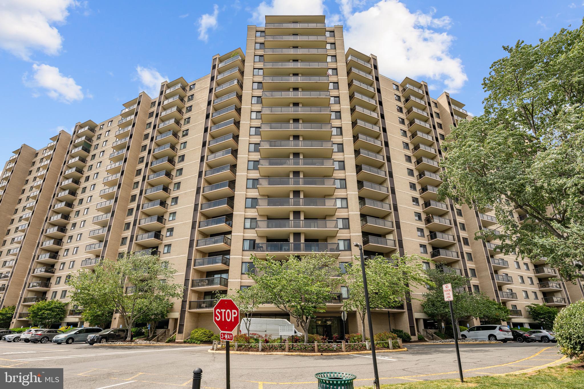 WATERGATE AT LANDMARK - Residential