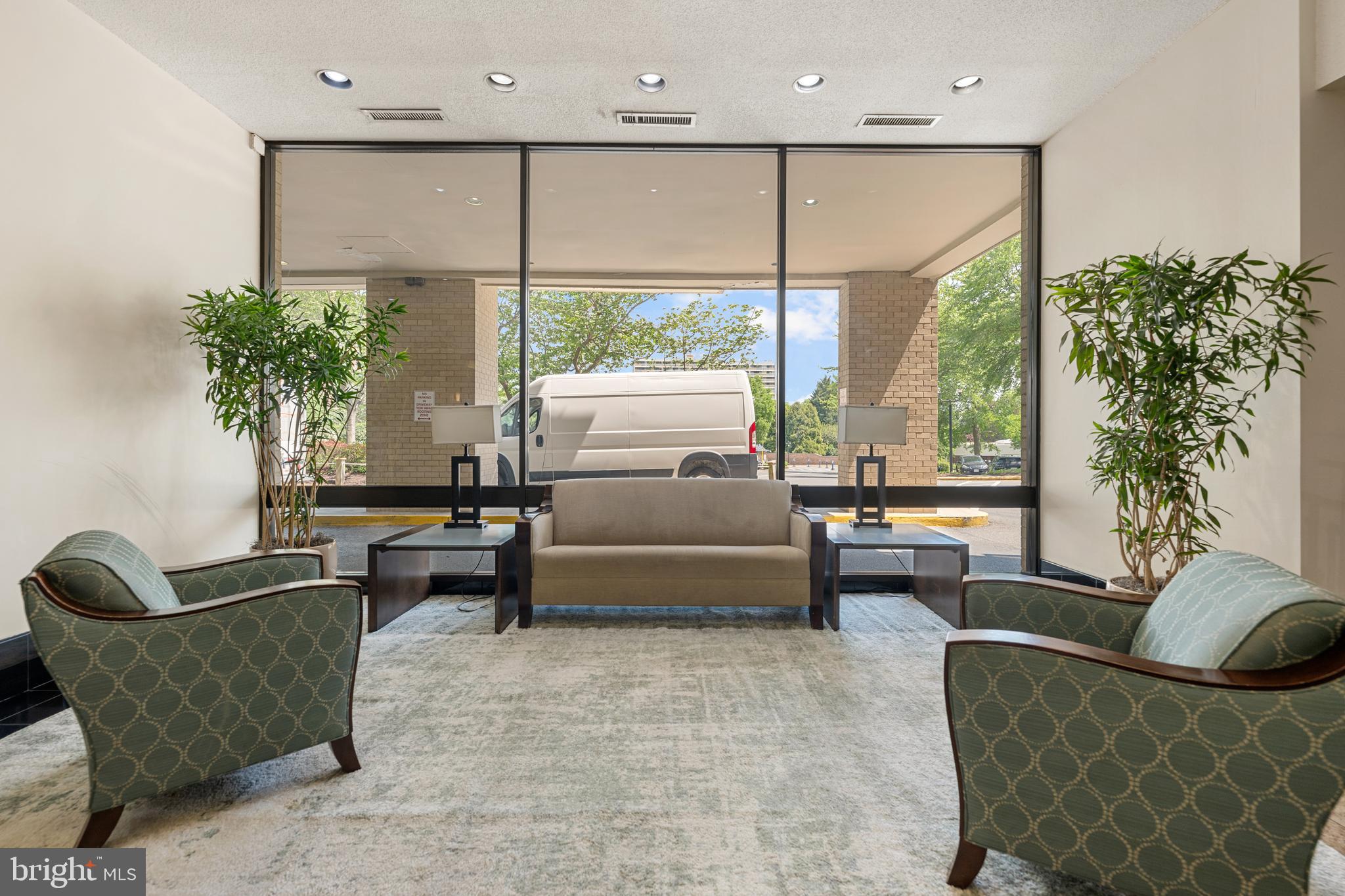 WATERGATE AT LANDMARK - Residential