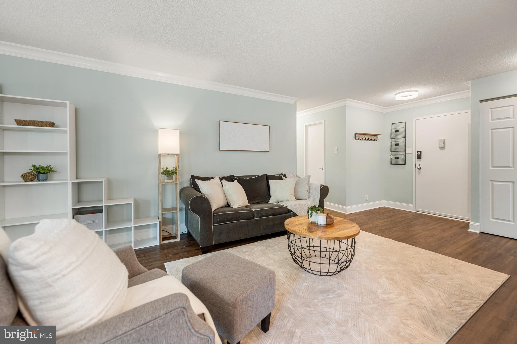 WATERGATE AT LANDMARK - Residential