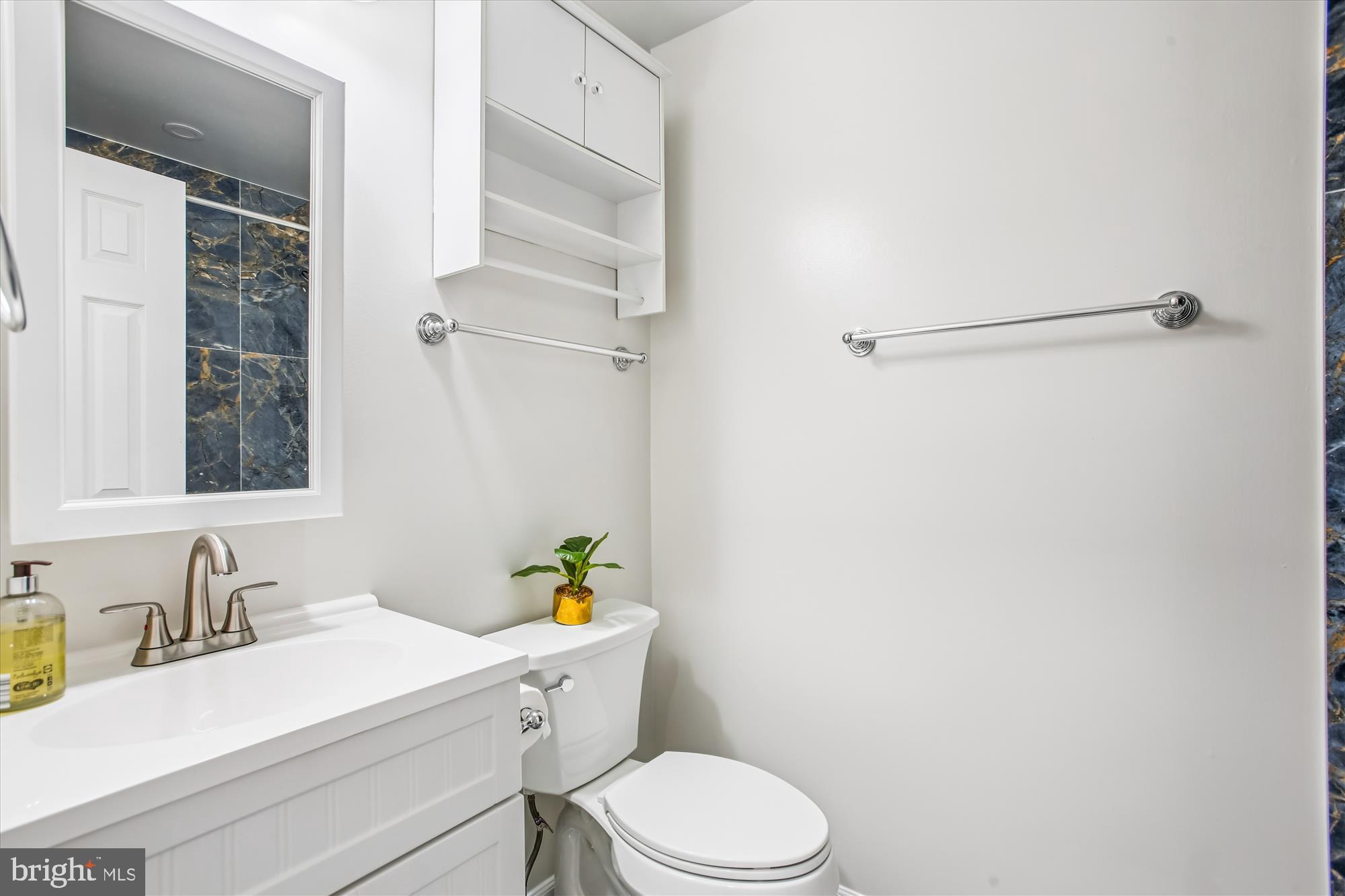 DUNN LORING VILLAGE - Residential