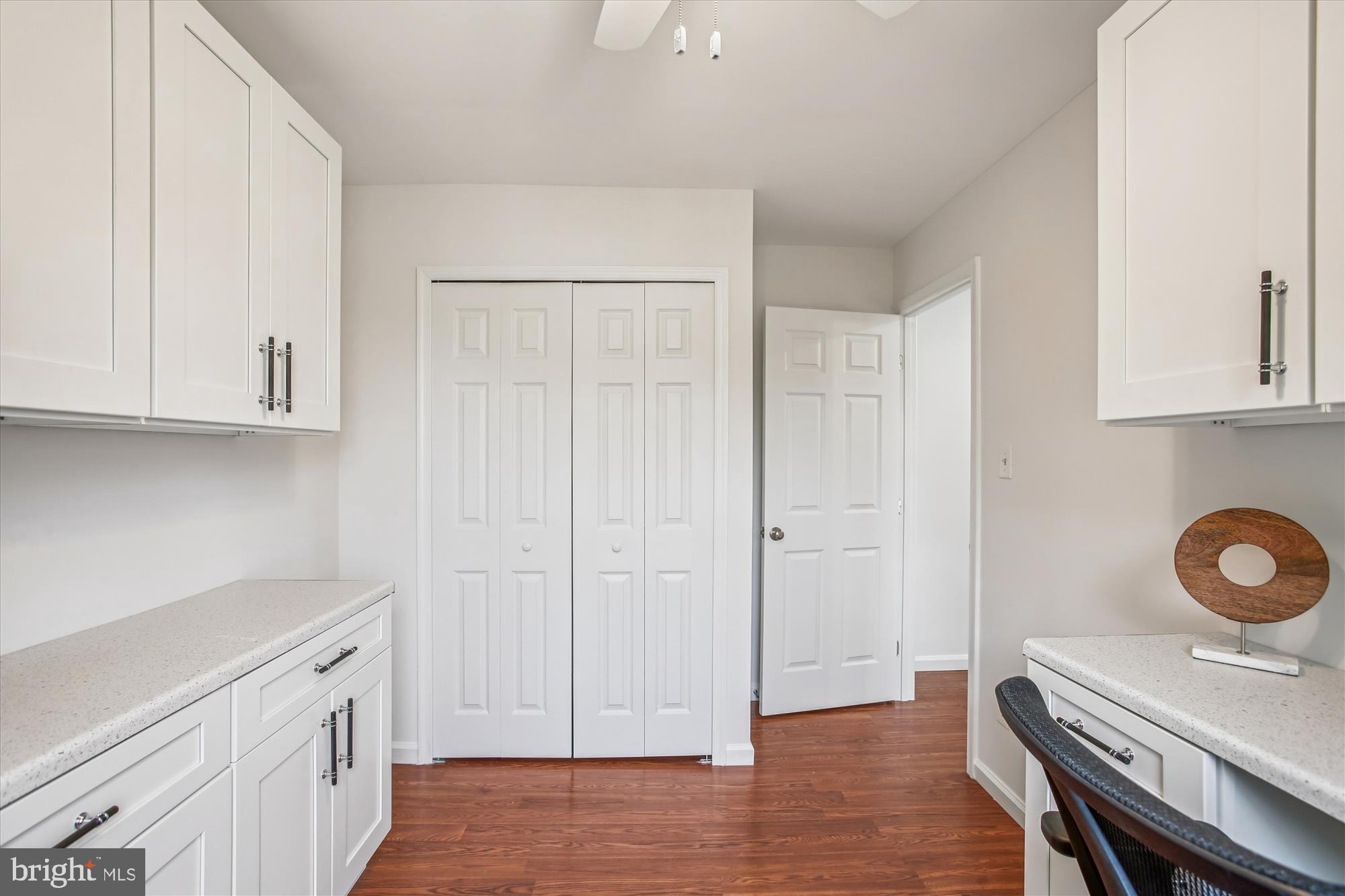 DUNN LORING VILLAGE - Residential