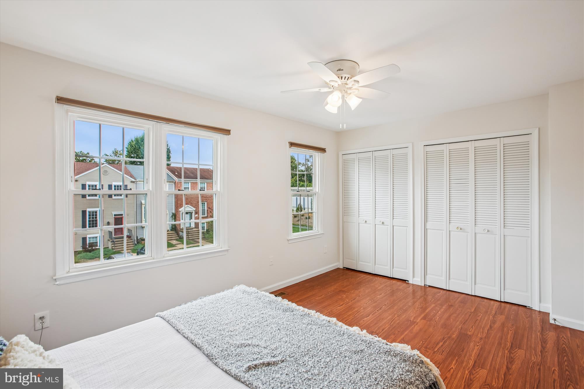 DUNN LORING VILLAGE - Residential