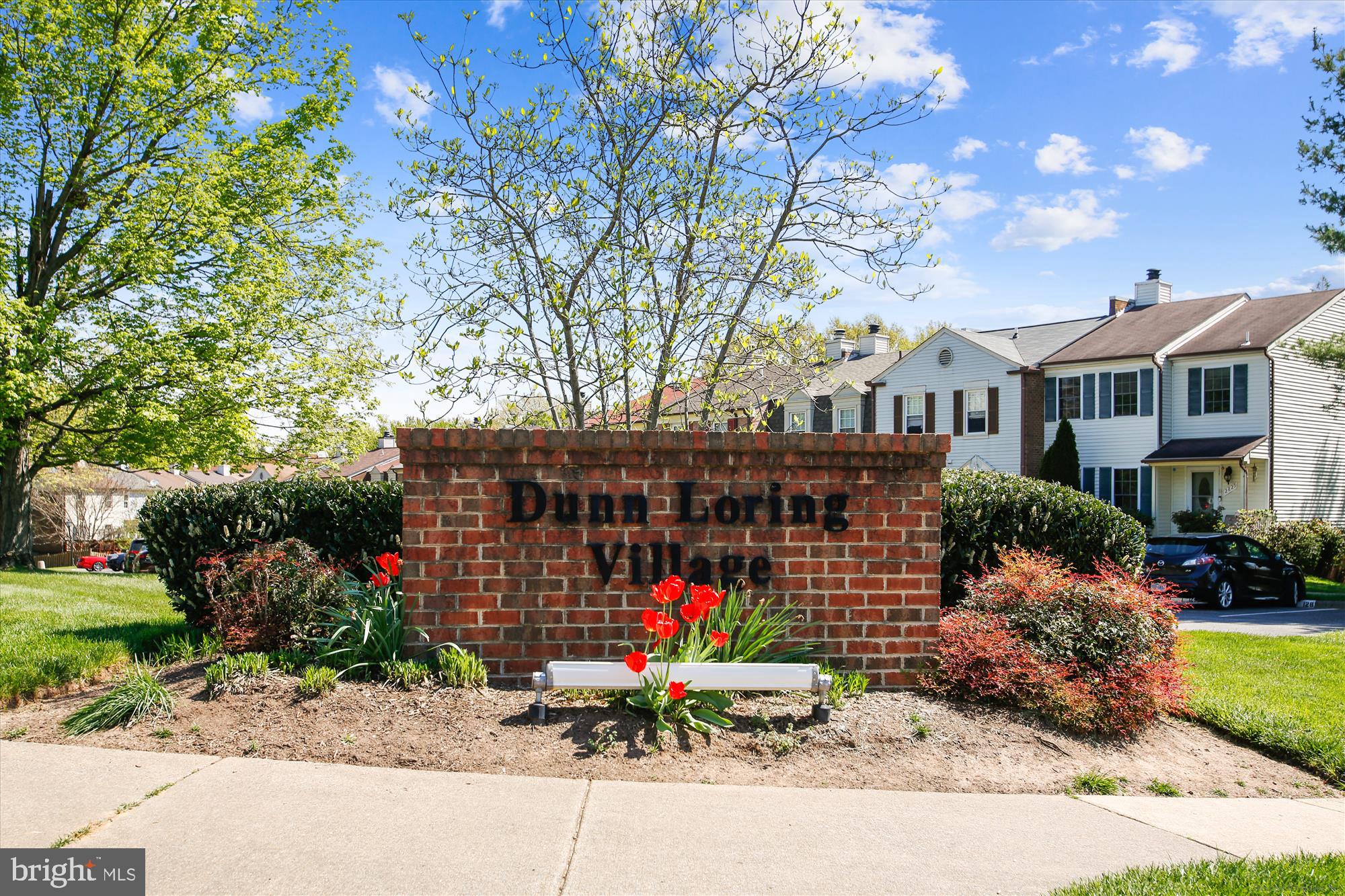 DUNN LORING VILLAGE - Residential