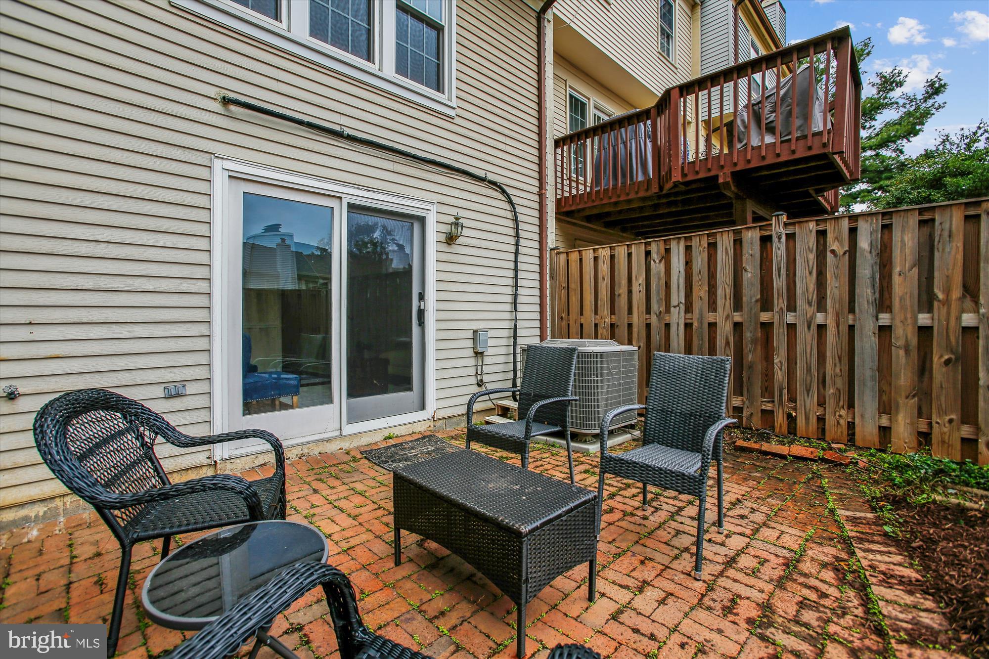 DUNN LORING VILLAGE - Residential