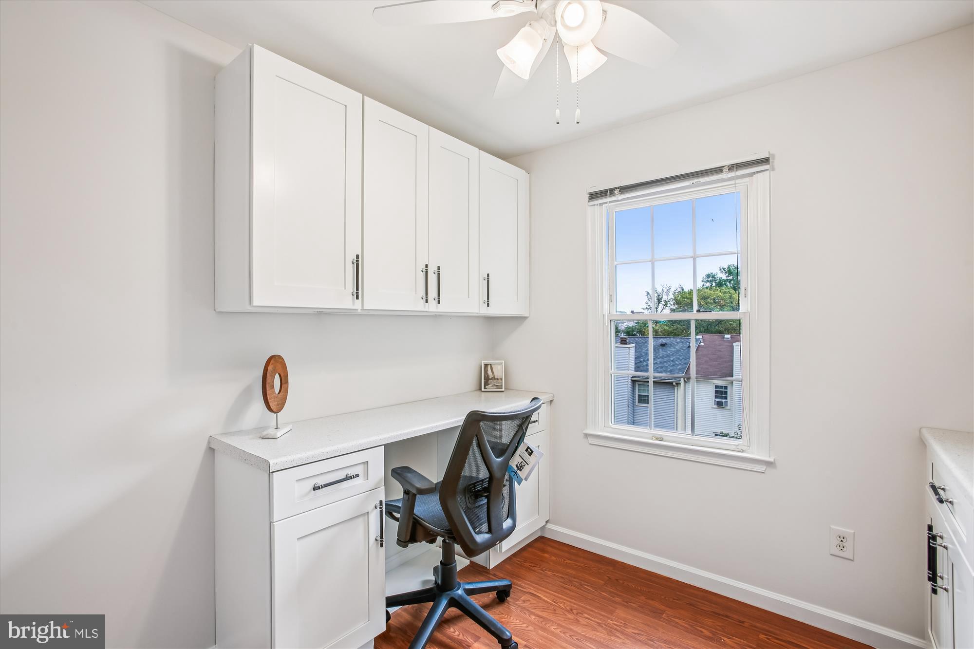 DUNN LORING VILLAGE - Residential