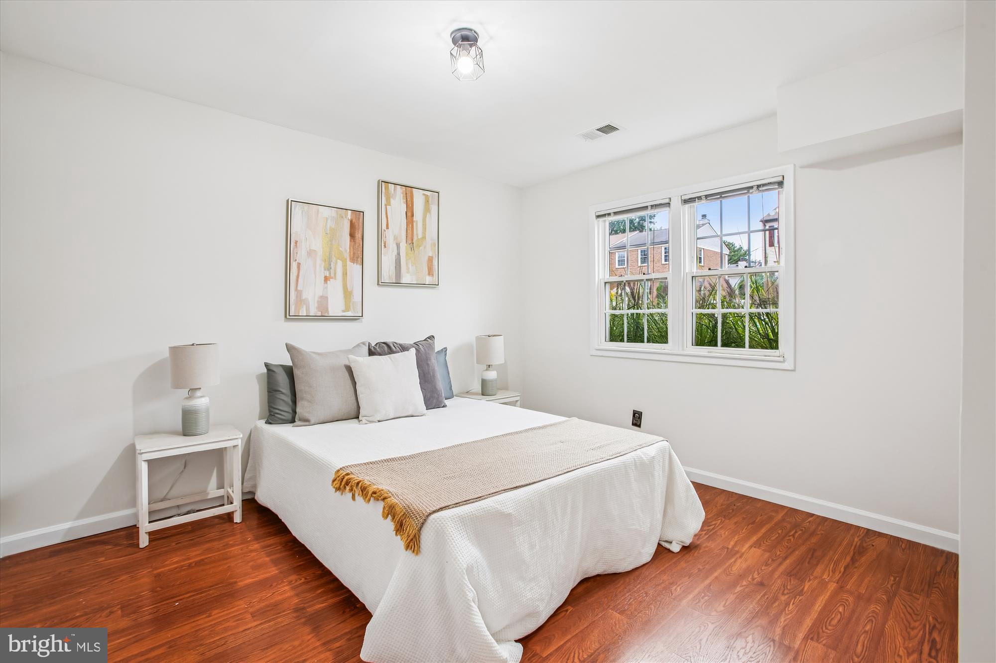 DUNN LORING VILLAGE - Residential