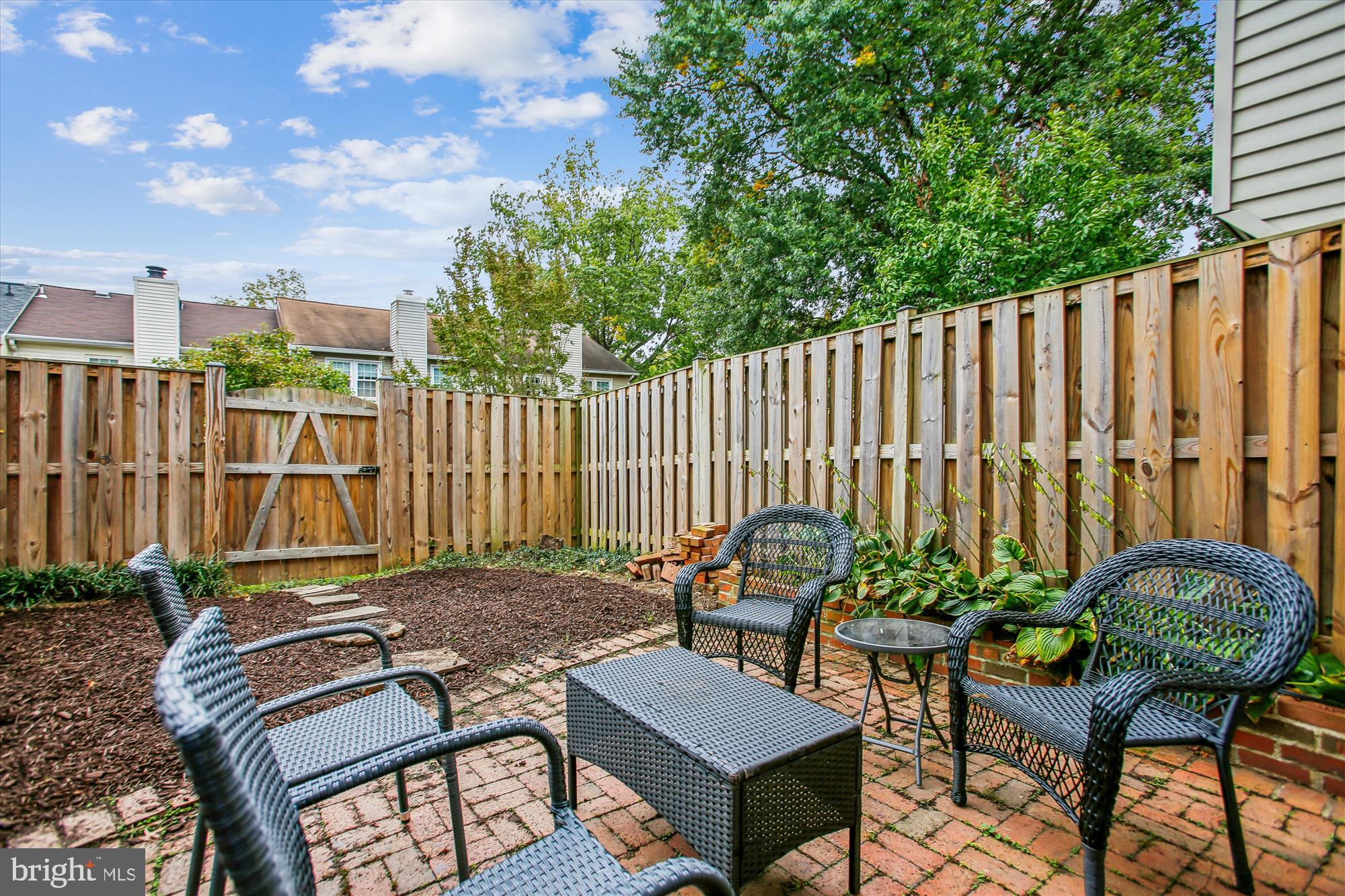 DUNN LORING VILLAGE - Residential