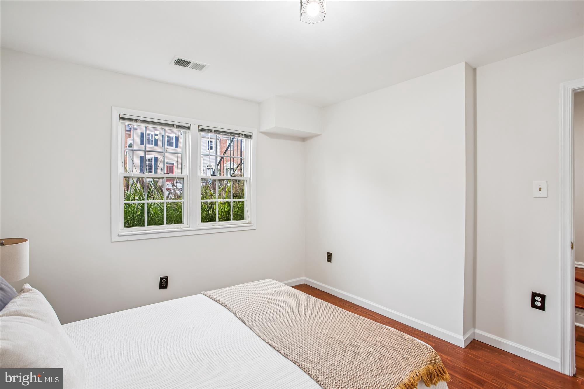 DUNN LORING VILLAGE - Residential