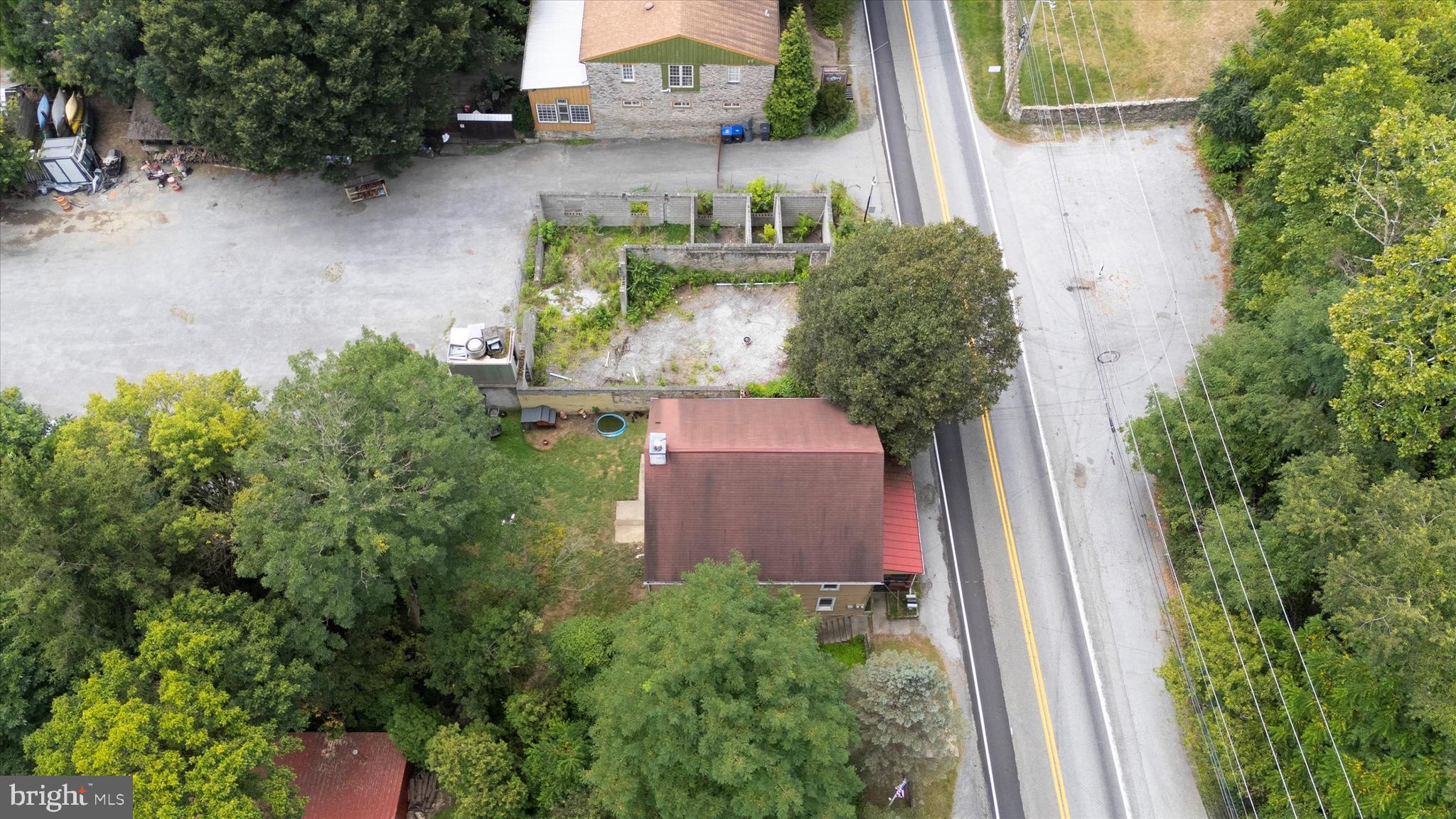 2090 STRASBURG ROAD