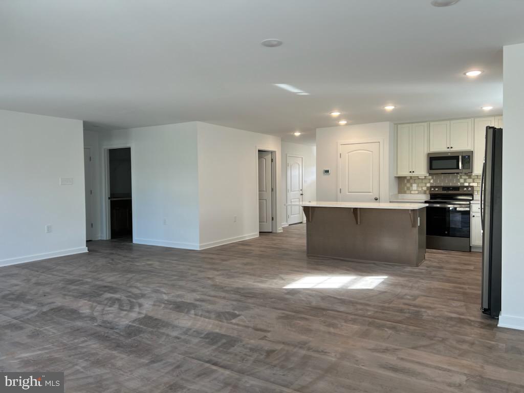 CARDINAL POINTE - Residential