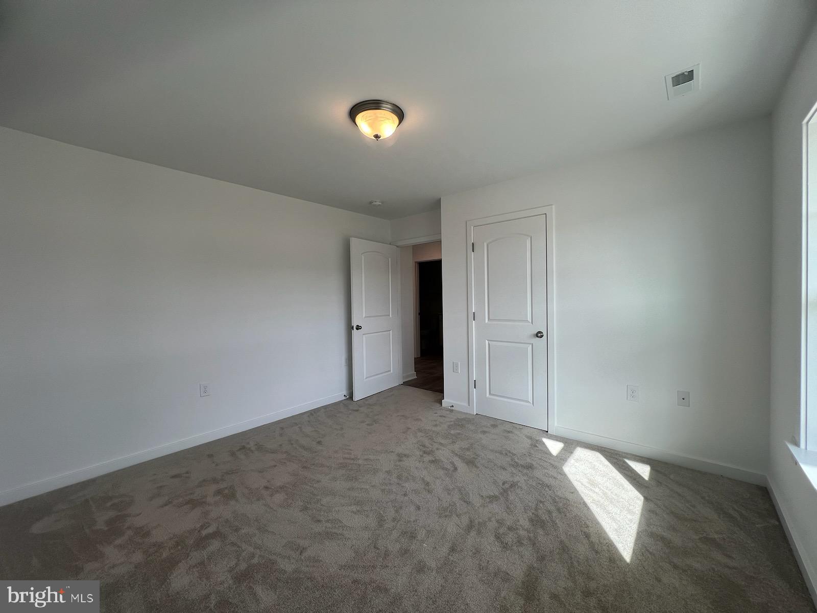 CARDINAL POINTE - Residential