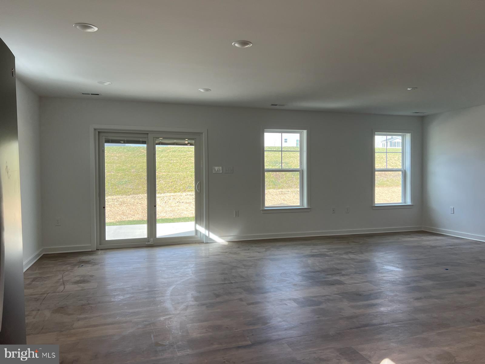 CARDINAL POINTE - Residential