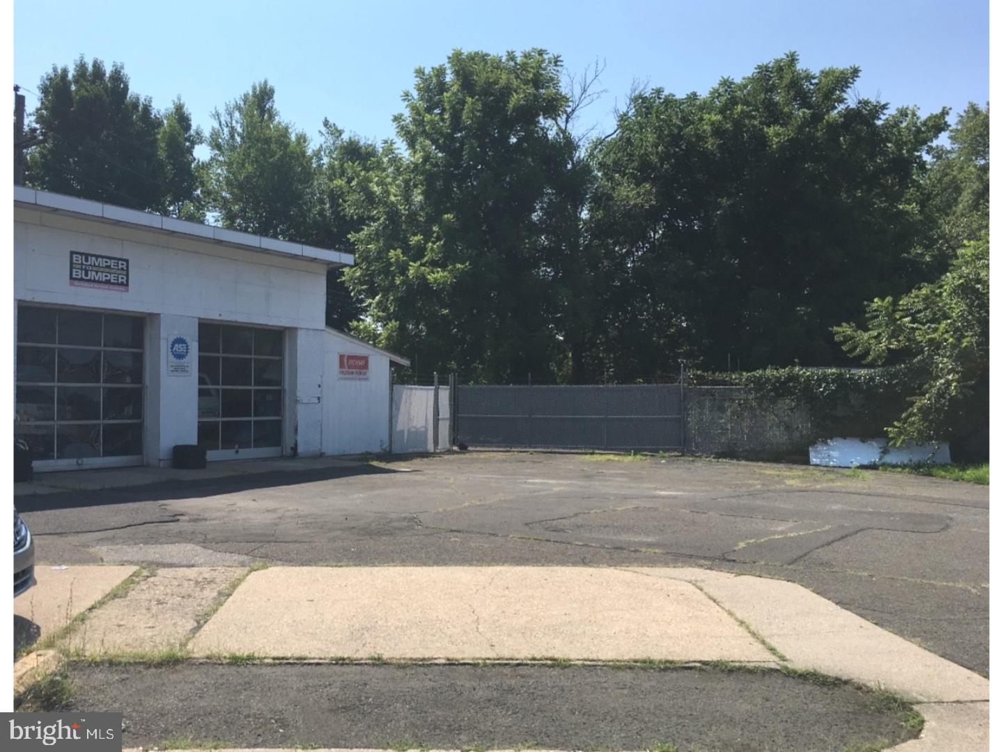 FAIRLESS HILLS - Commercial Sale
