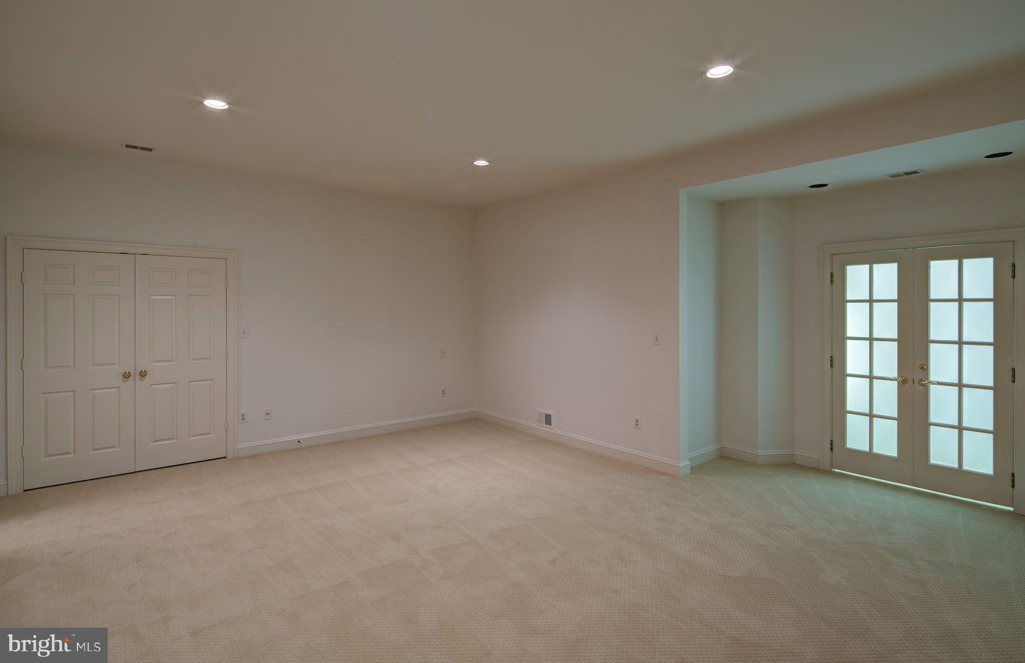 AVENEL - Residential