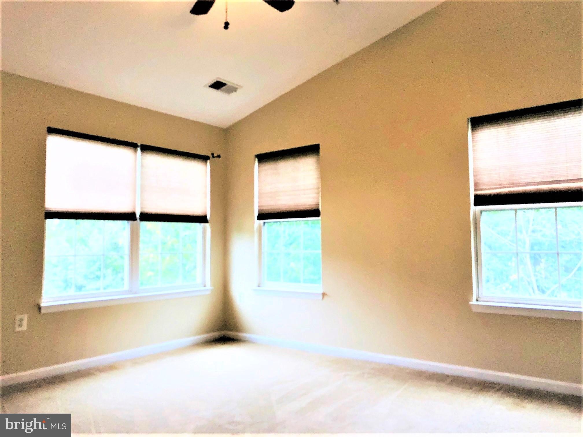 LANDOVER - Residential