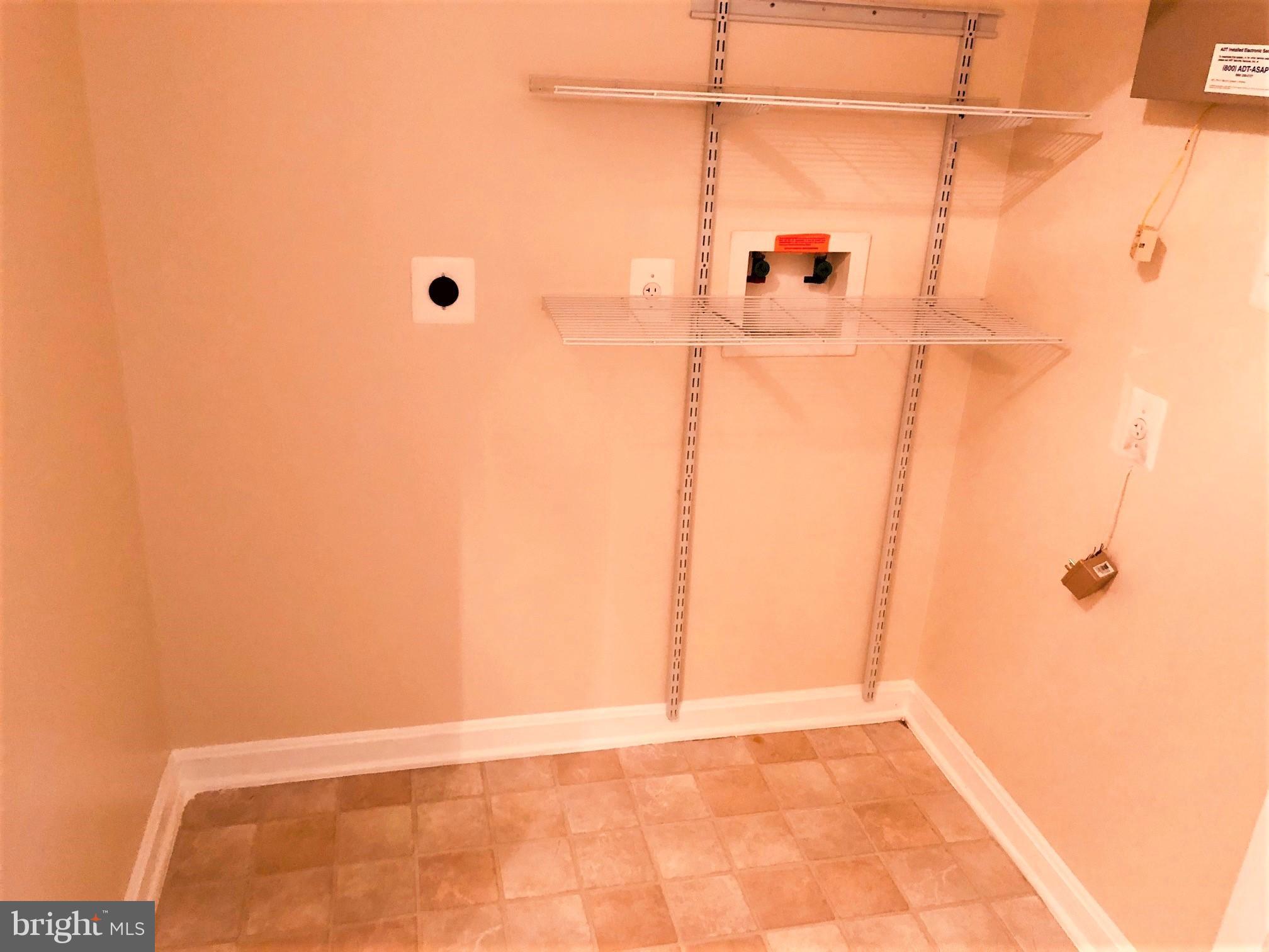 LANDOVER - Residential