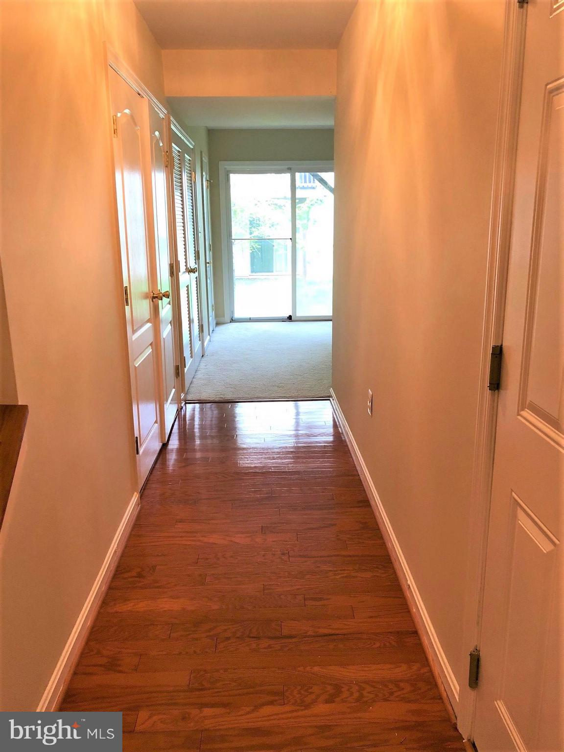 LANDOVER - Residential