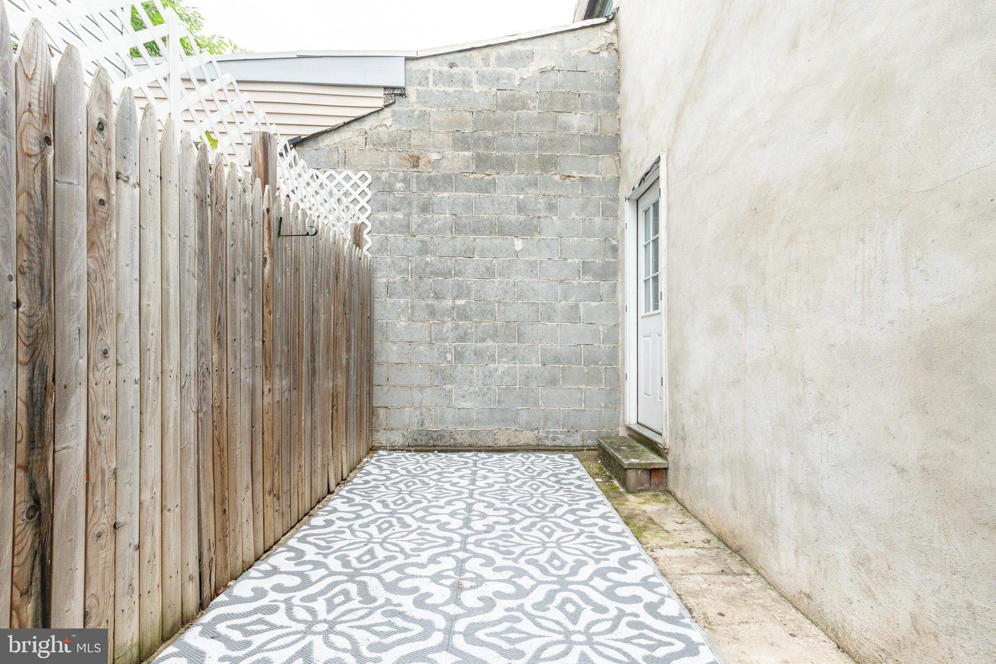 FISHTOWN - Residential Lease