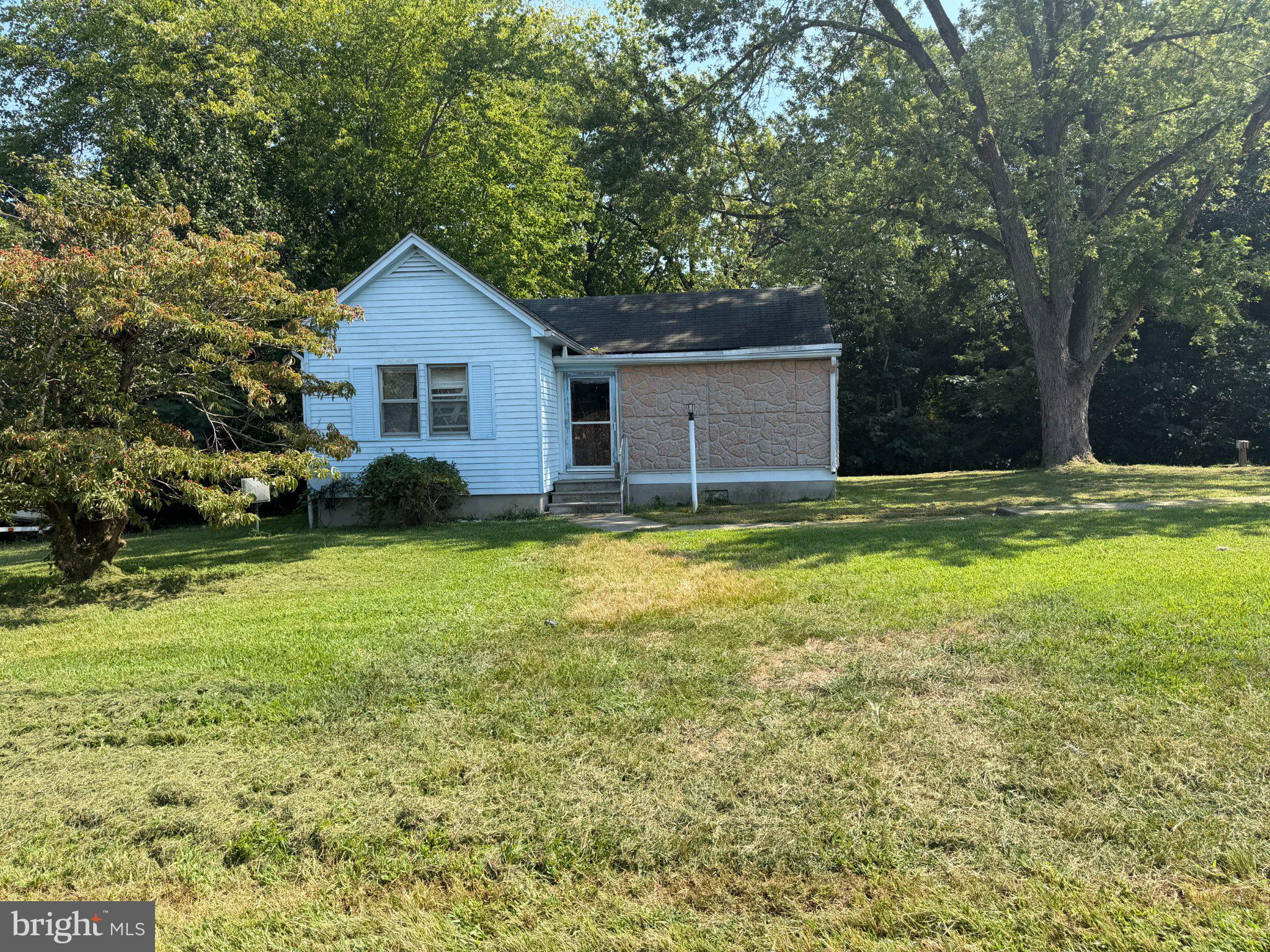 326 COAN HARBOUR DRIVE