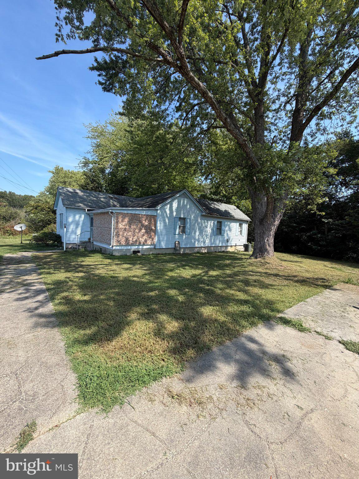 326 COAN HARBOUR DRIVE