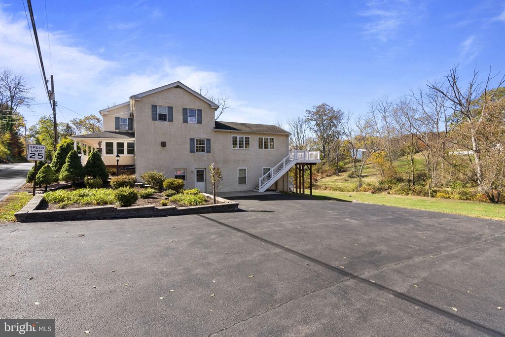 Photo of 111 Mine Run Road, SCHWENKSVILLE, PA 19473 (MLS # PAMC2160066)