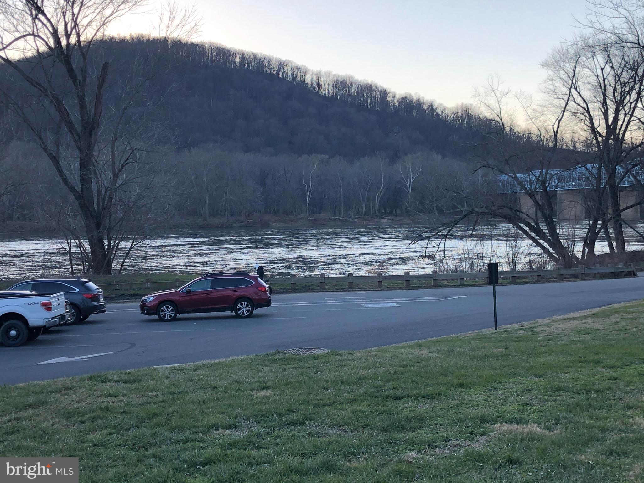 PURCELLVILLE - Residential