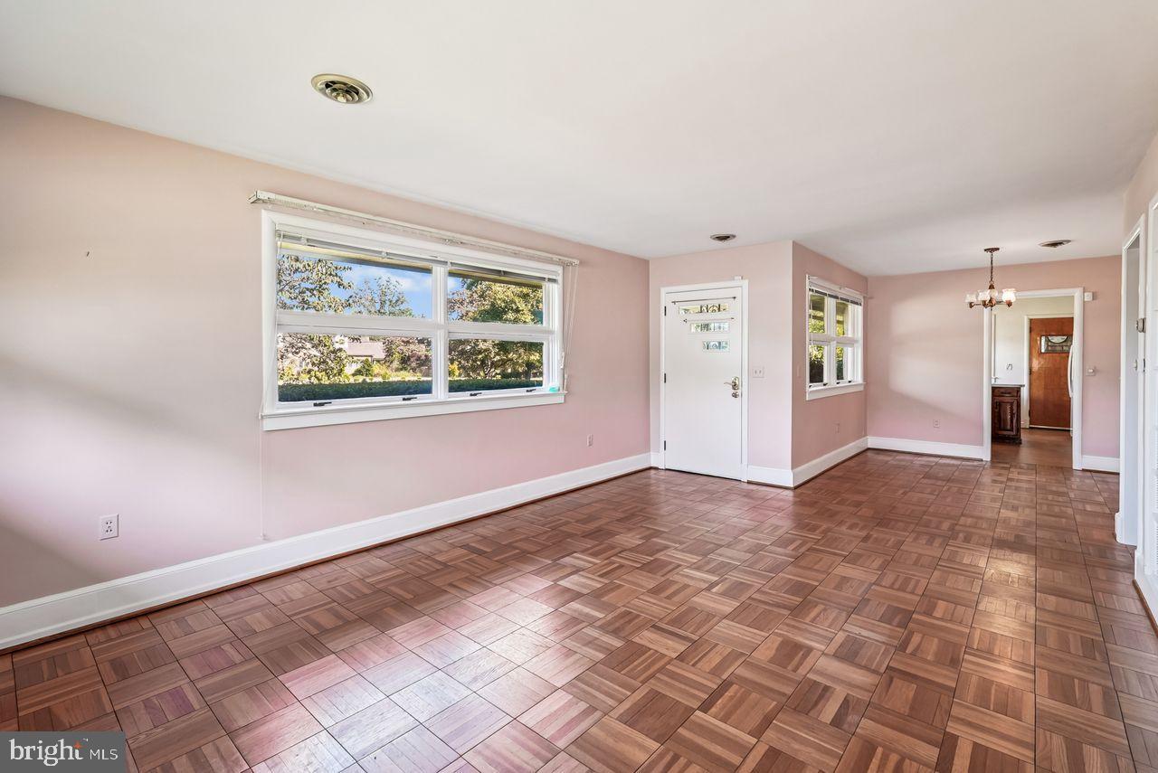 PURCELLVILLE - Residential