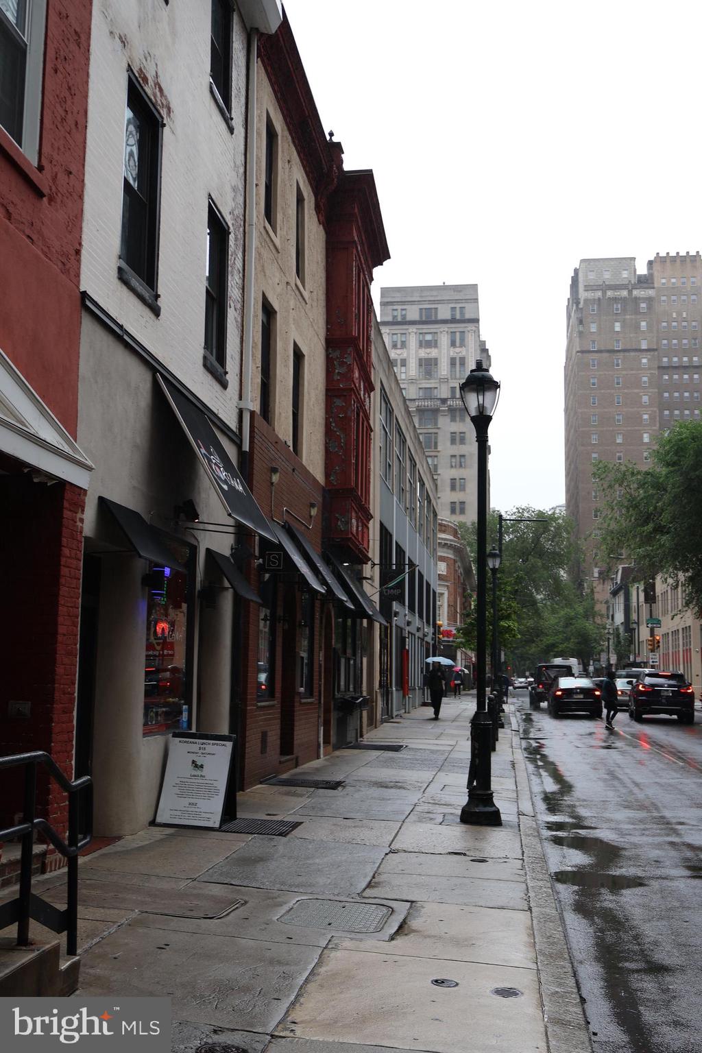 CENTER CITY - Residential Lease