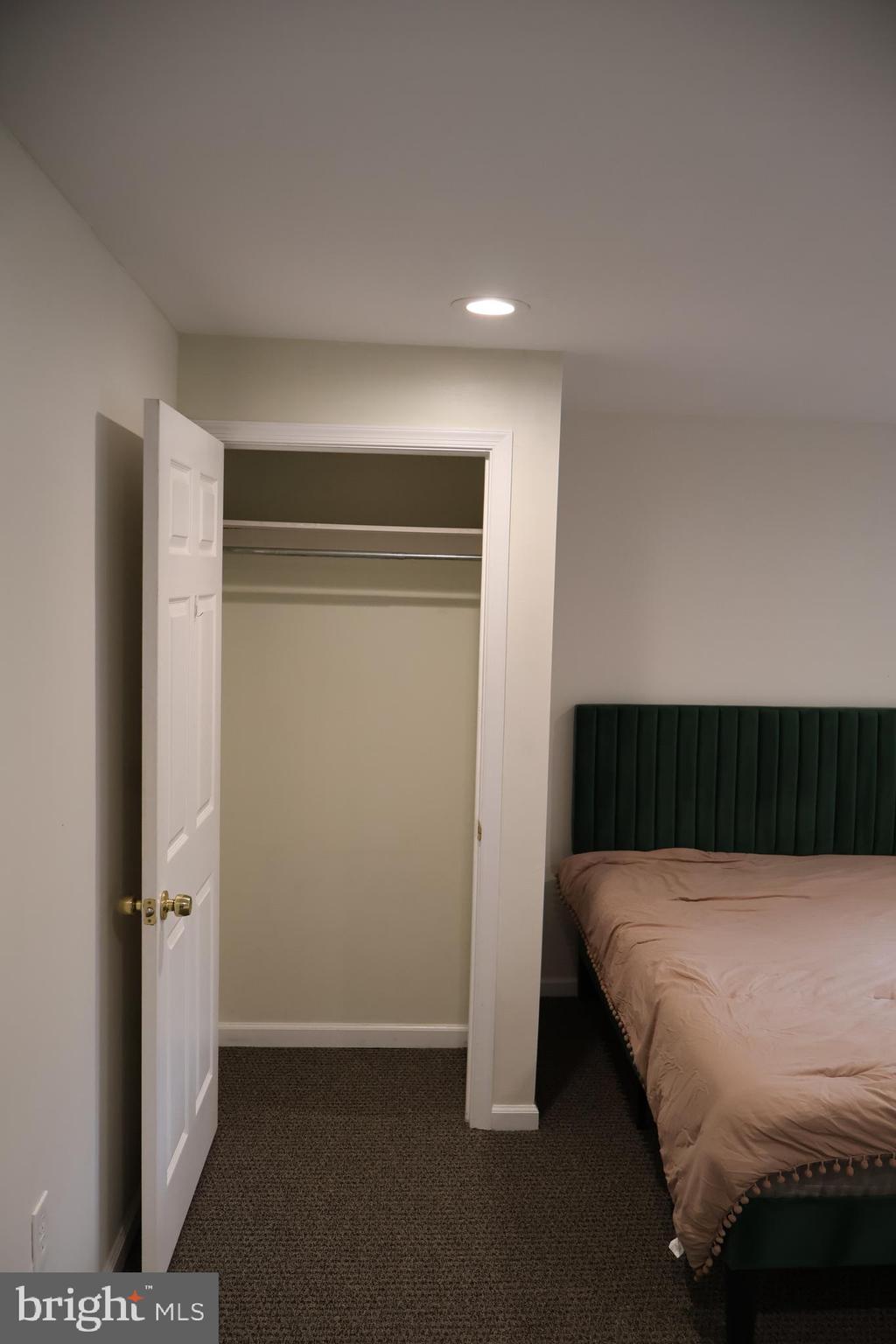 CENTER CITY - Residential Lease