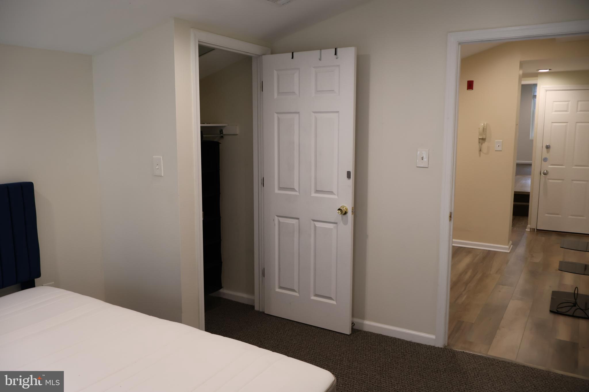 CENTER CITY - Residential Lease