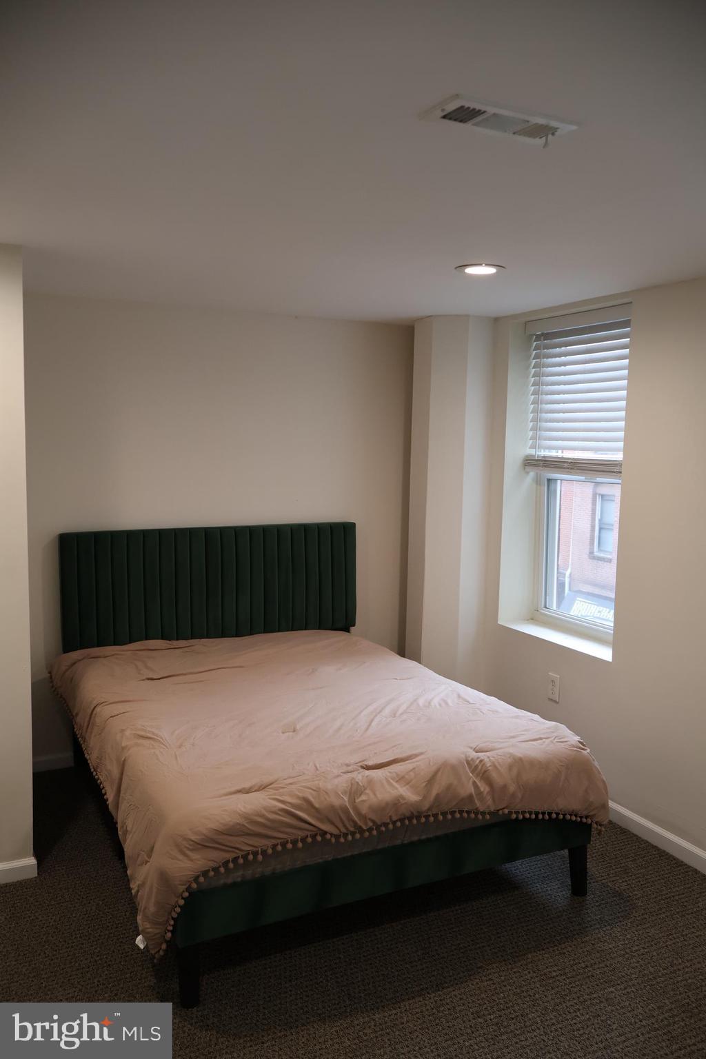 CENTER CITY - Residential Lease