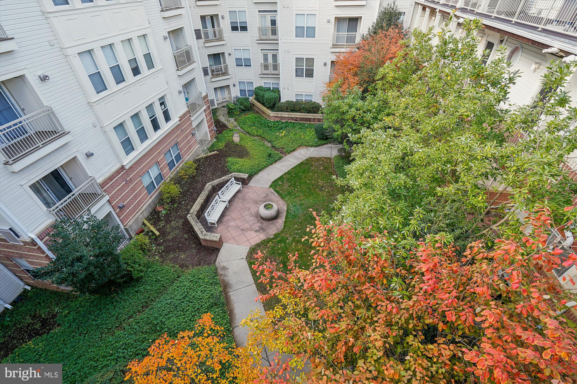 MARQUIS AT VIENNA STATION - Residential