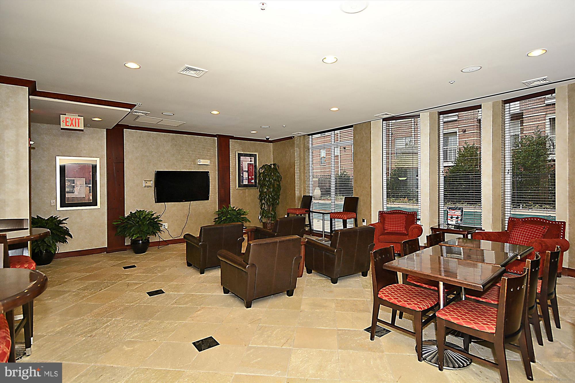 MARQUIS AT VIENNA STATION - Residential