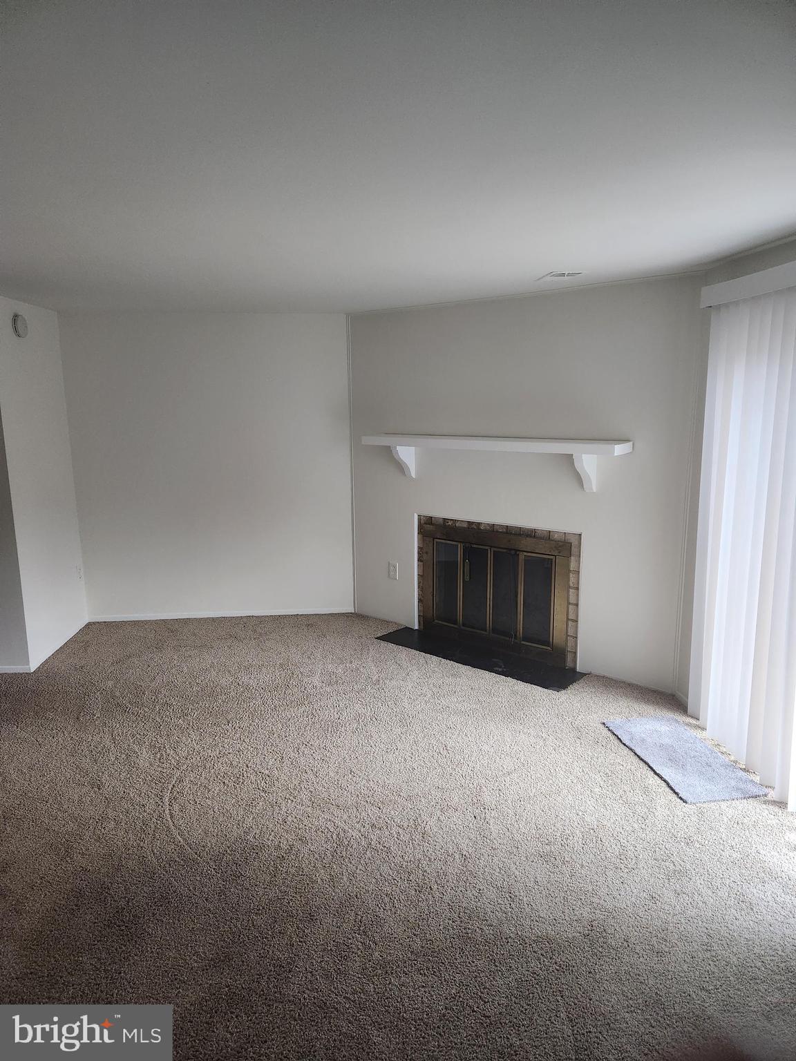 ELKHORN LANDING - Residential Lease