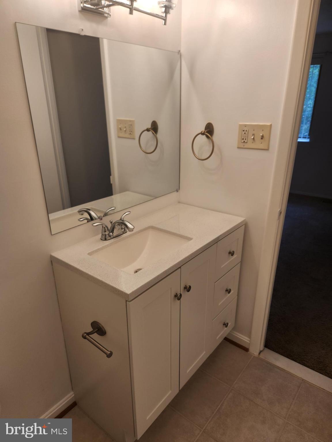 ELKHORN LANDING - Residential Lease